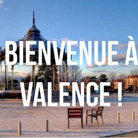 Appartement Moderne Neuf F2 Centre Ville Valence  Exteriér fotografie