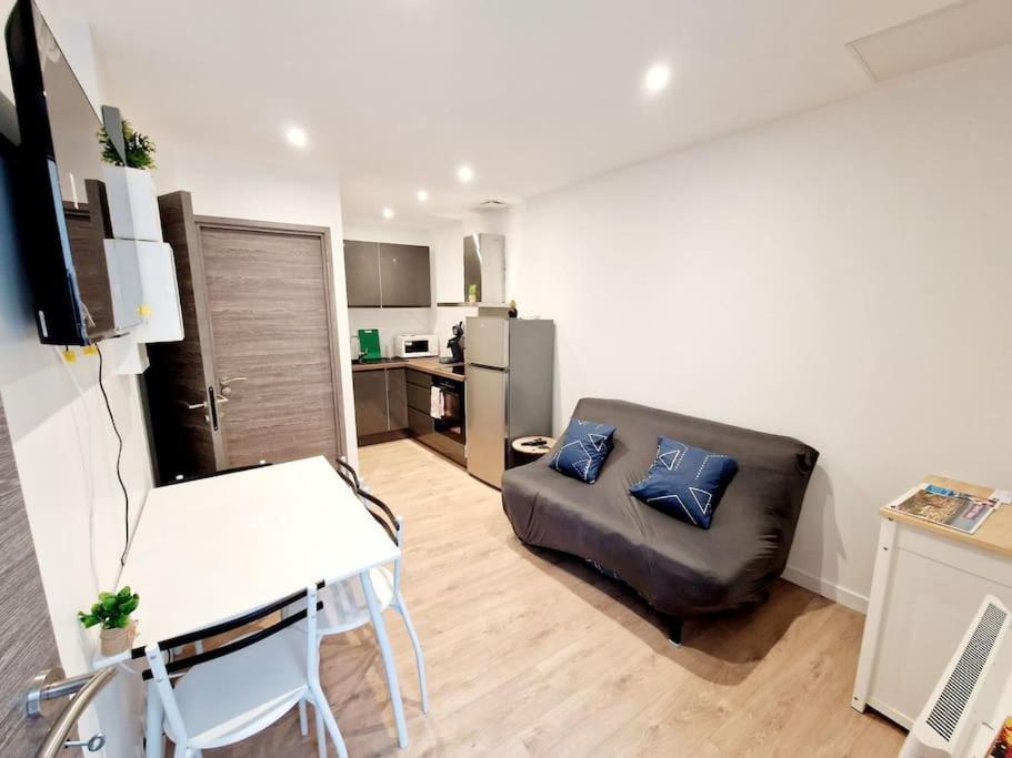 Appartement Moderne Neuf F2 Centre Ville Valence  Exteriér fotografie